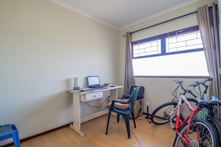 2 Bedroom Property for Sale in Claremont Western Cape